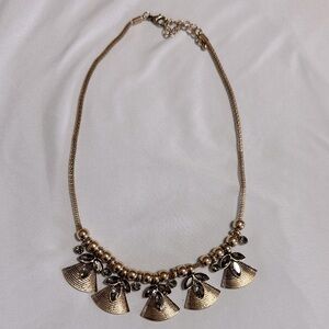 Beautiful gray gem and gold statement necklace